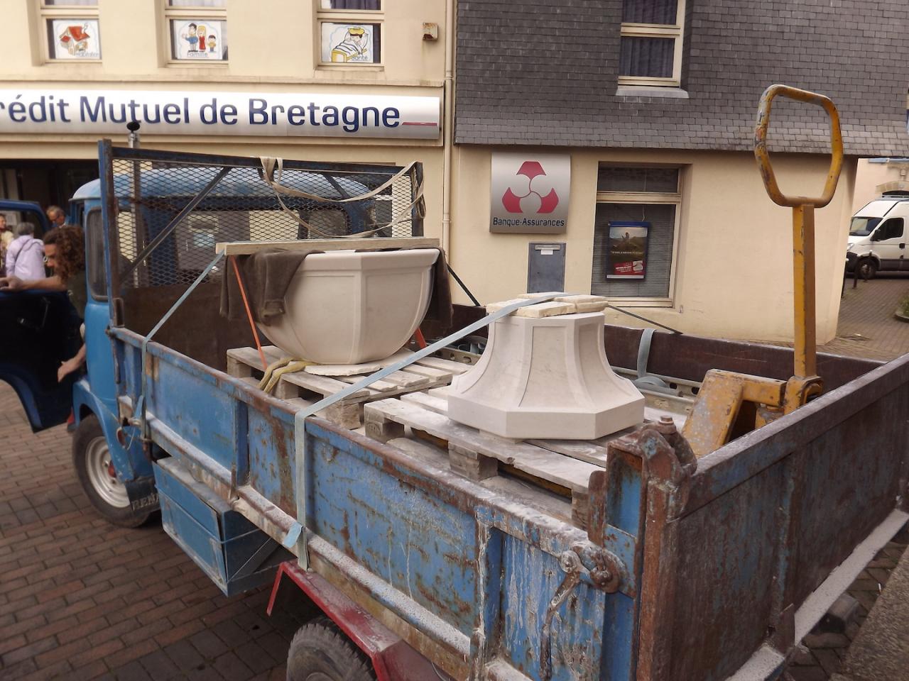 Arrivée à l'église