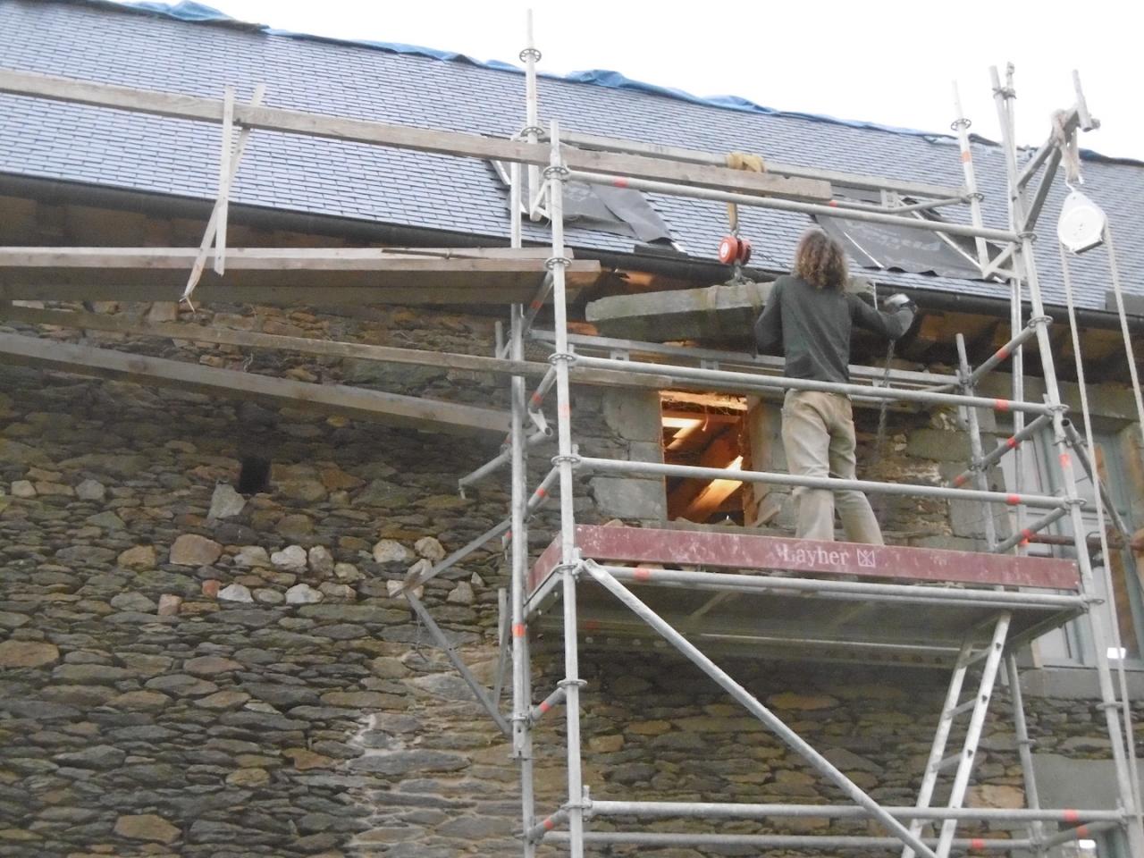 Installing the lintel