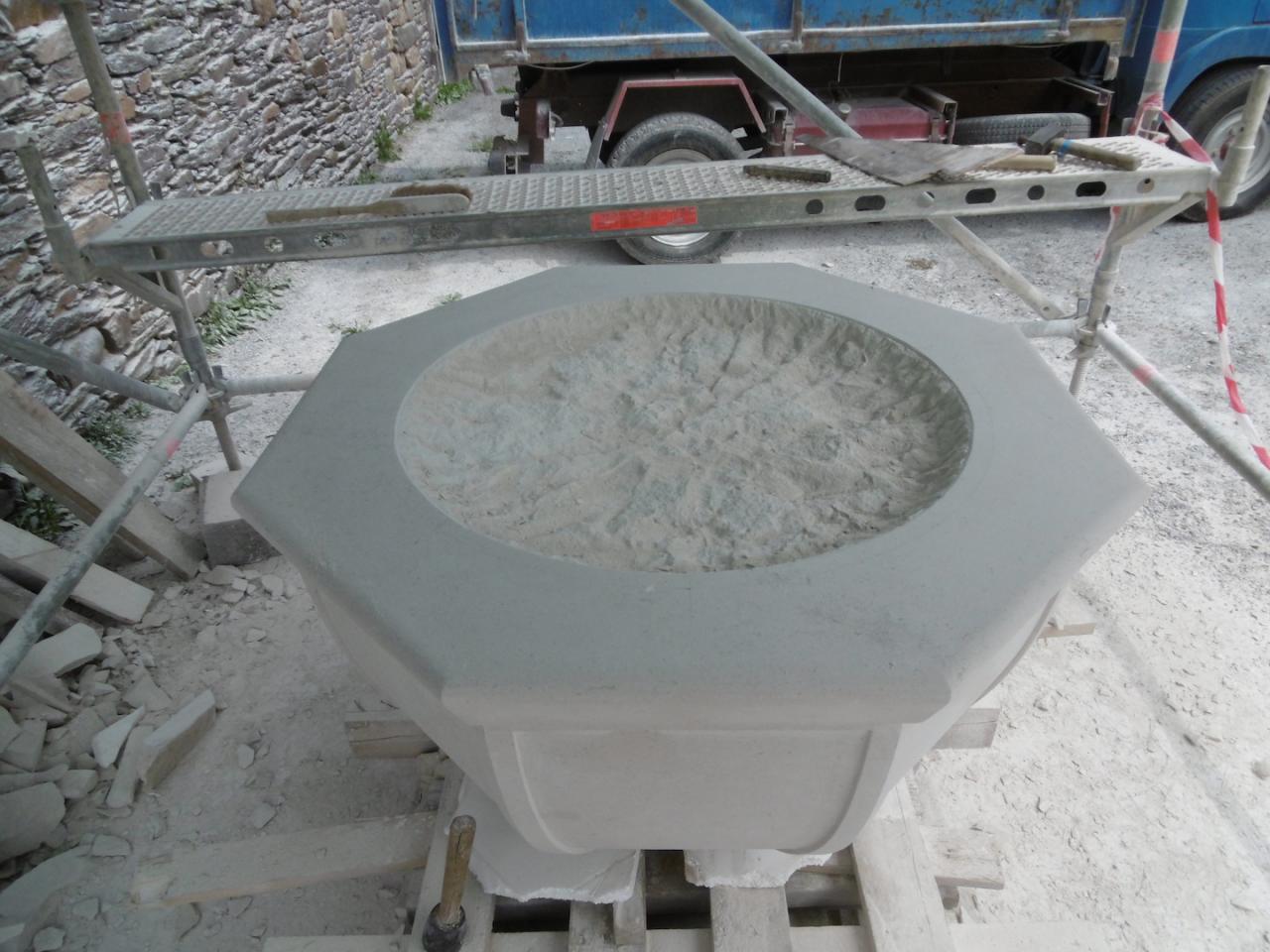 Carving of the basin